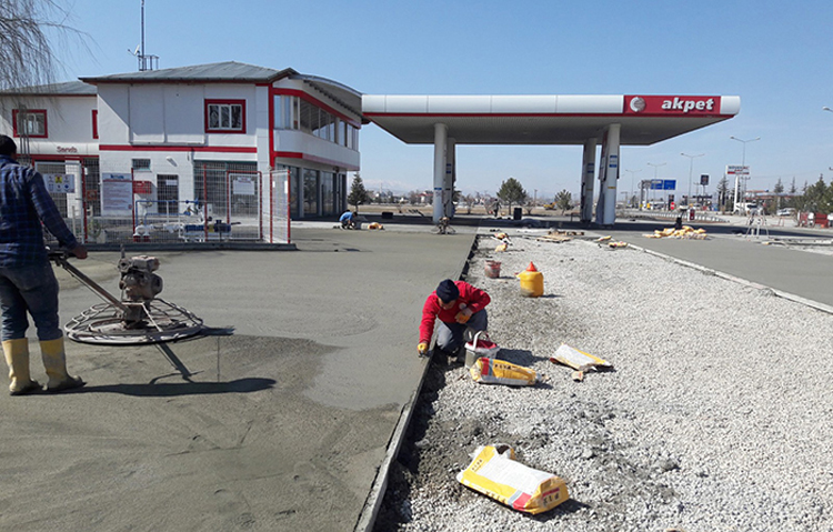 Çelik Şap Beton ekibi şap uygulaması
